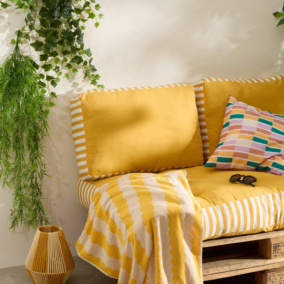 Cojín de suelo exterior rectangular POOLSIDE Amarillo