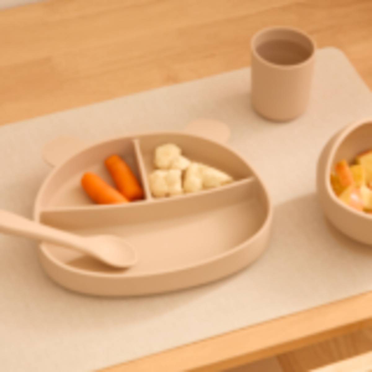 Juego de comedor infantil “Yum”