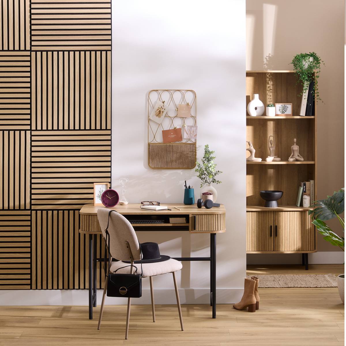 Panel decorativo de listones de madera “Colva”
