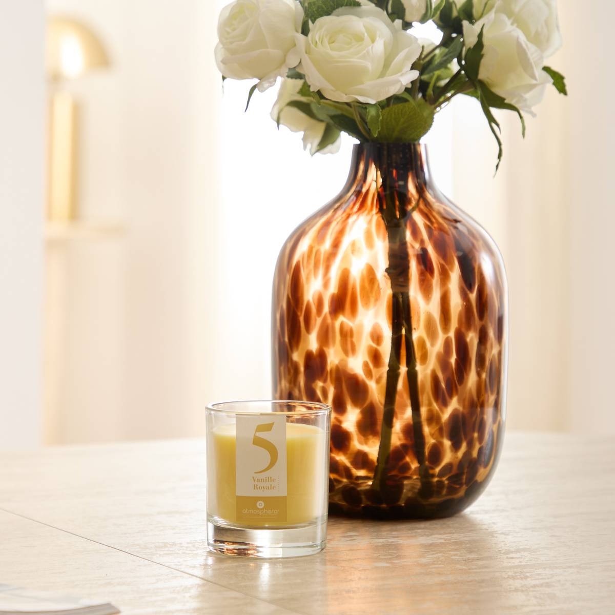 Vela perfumada redonda “Numia”